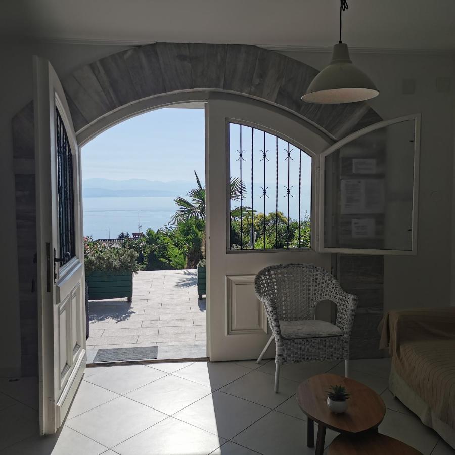 Villa Allegra Lovran Bagian luar foto