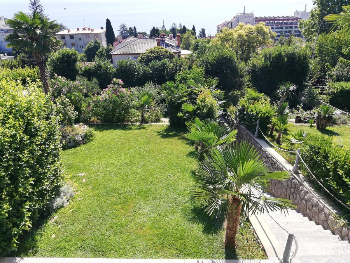 Villa Allegra Lovran Bagian luar foto