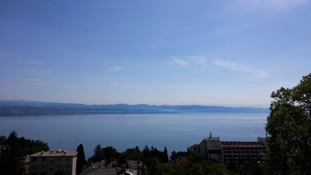 Villa Allegra Lovran Bagian luar foto